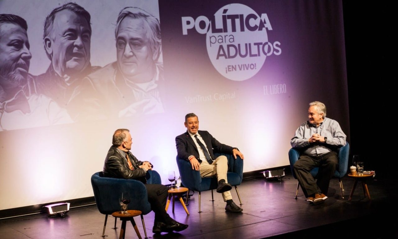 Foto Panel Impulsa con El Libero